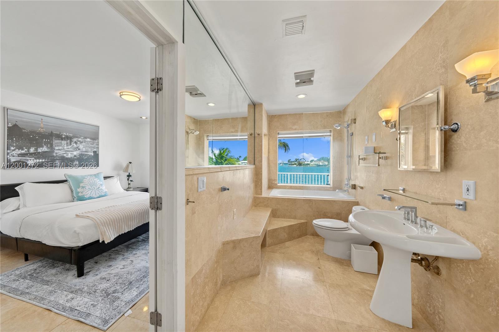 1575 Stillwater Dr Miami Beach, FL 33141