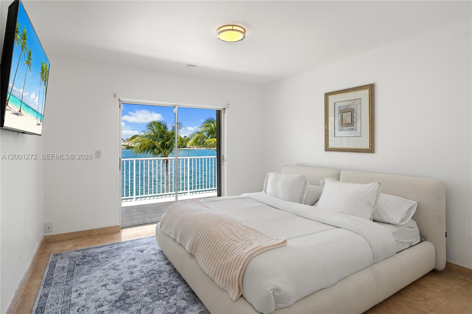 1575 Stillwater Dr Miami Beach, FL 33141