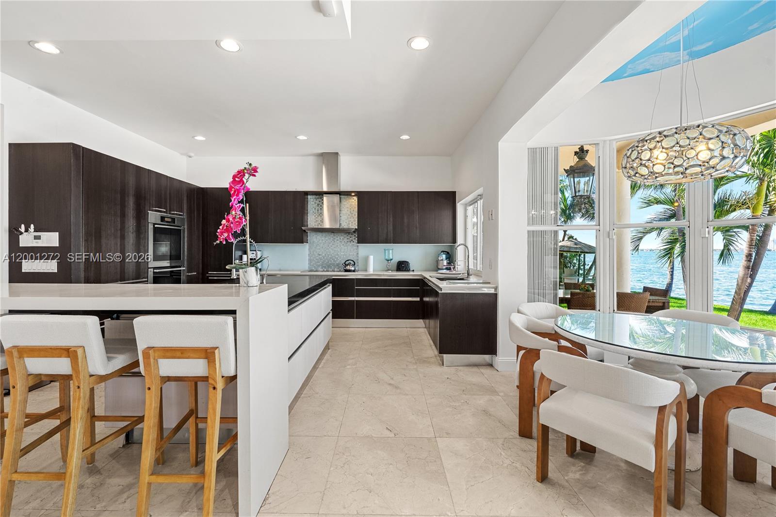 1575 Stillwater Dr Miami Beach, FL 33141