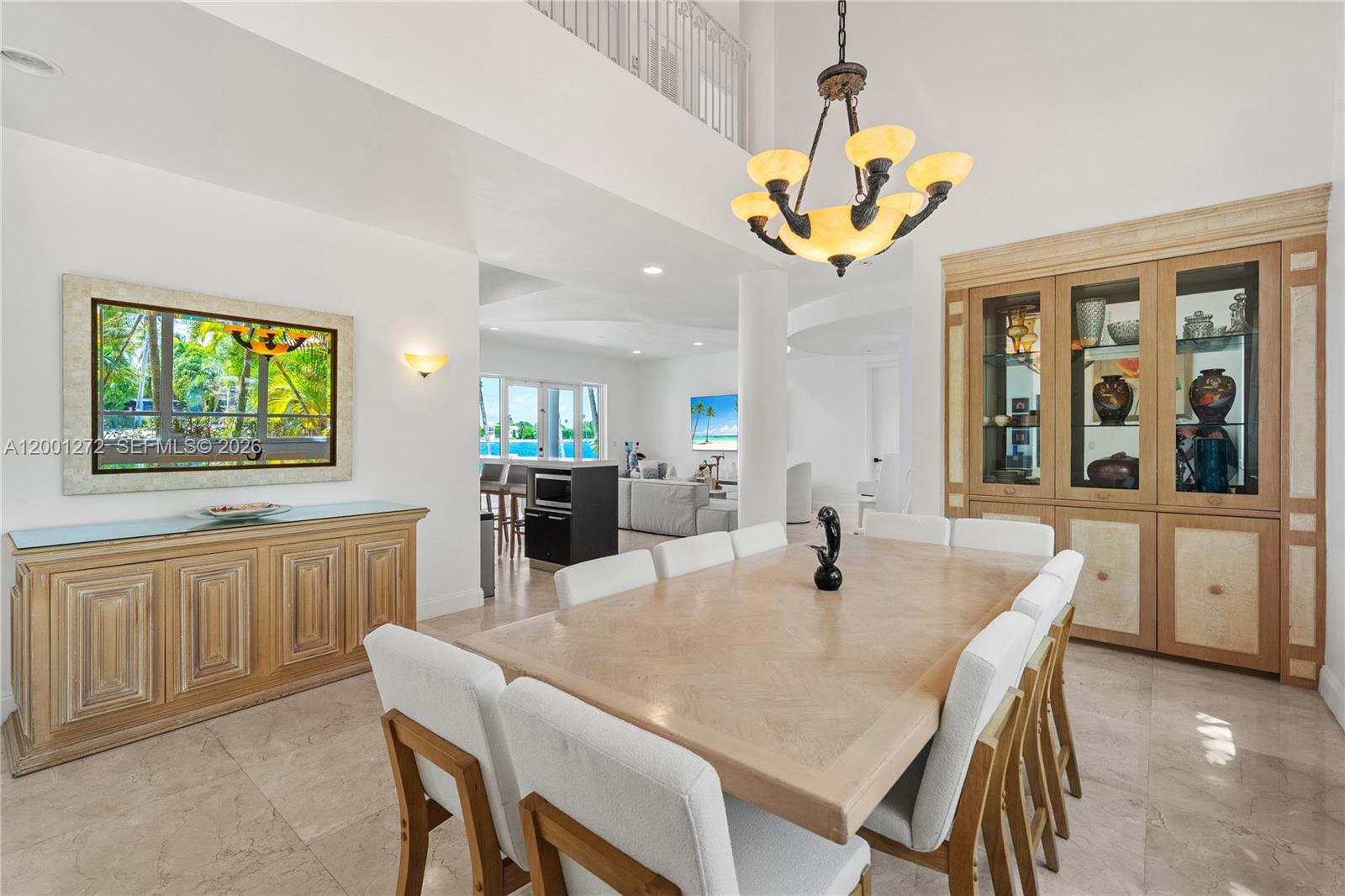 1575 Stillwater Dr Miami Beach, FL 33141