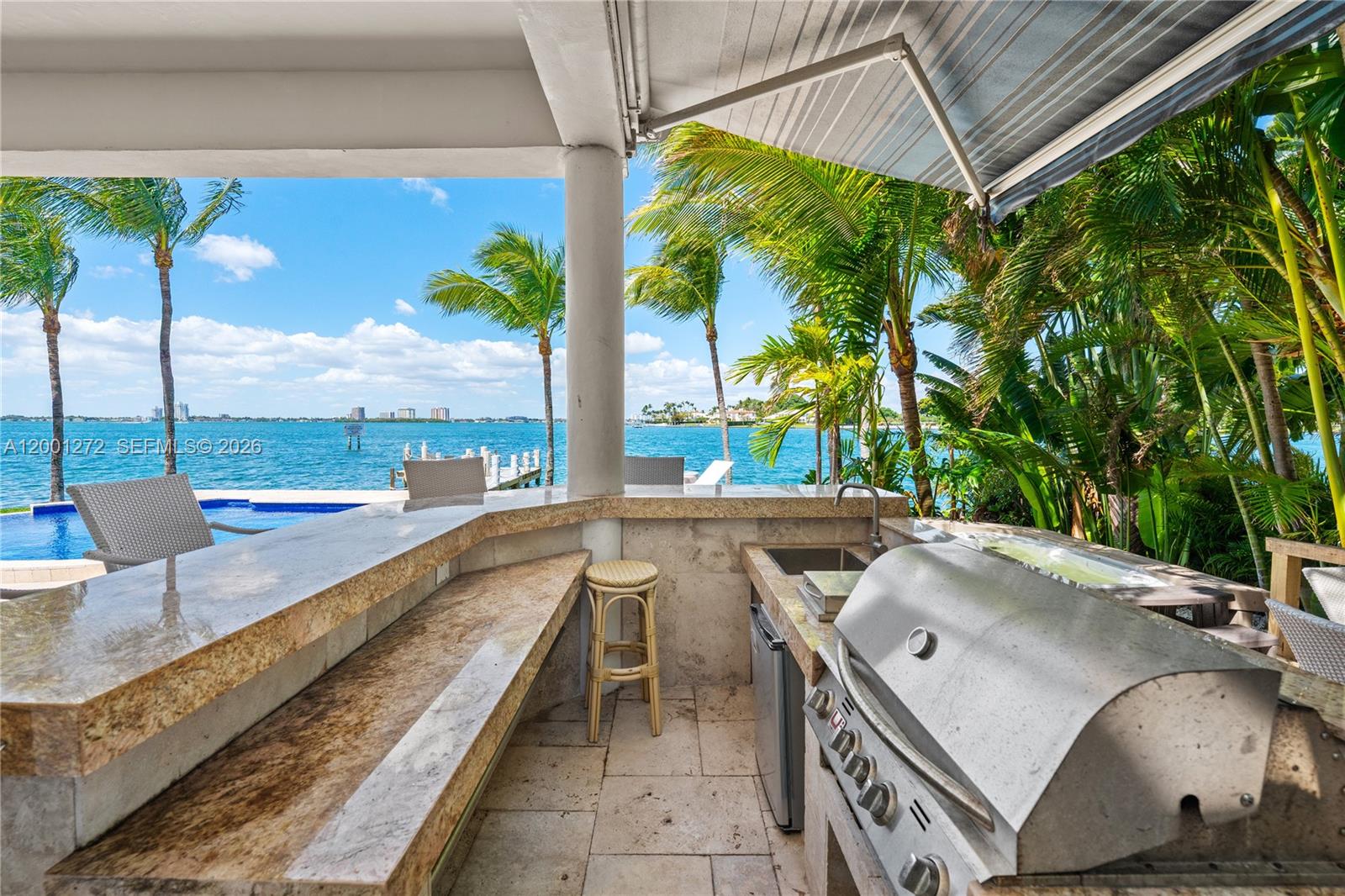 1575 Stillwater Dr Miami Beach, FL 33141