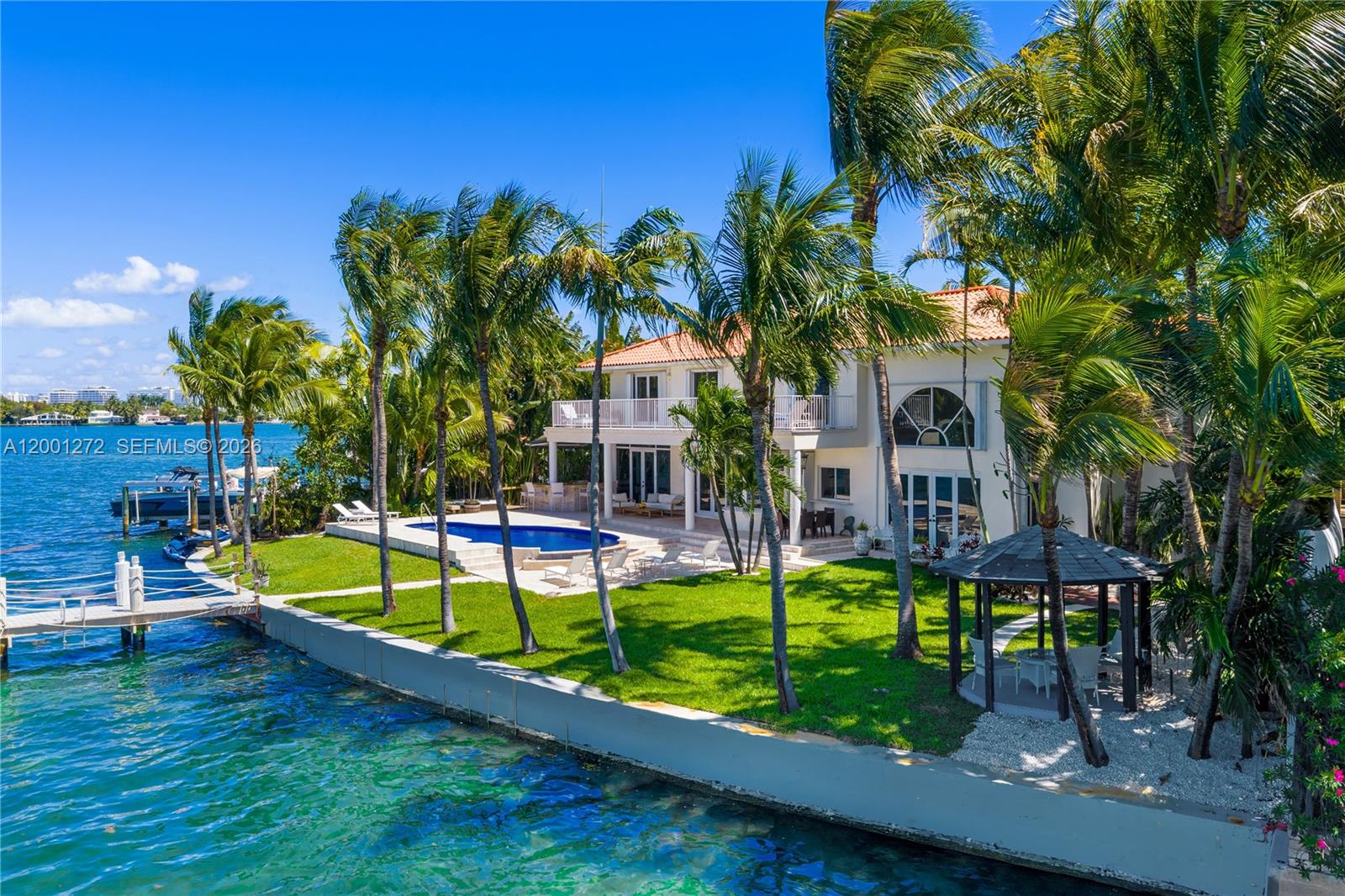 1575 Stillwater Dr Miami Beach, FL 33141