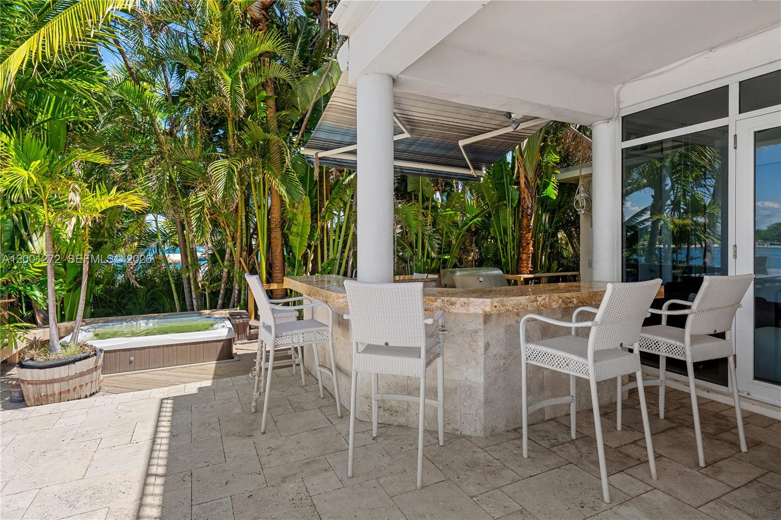 1575 Stillwater Dr Miami Beach, FL 33141