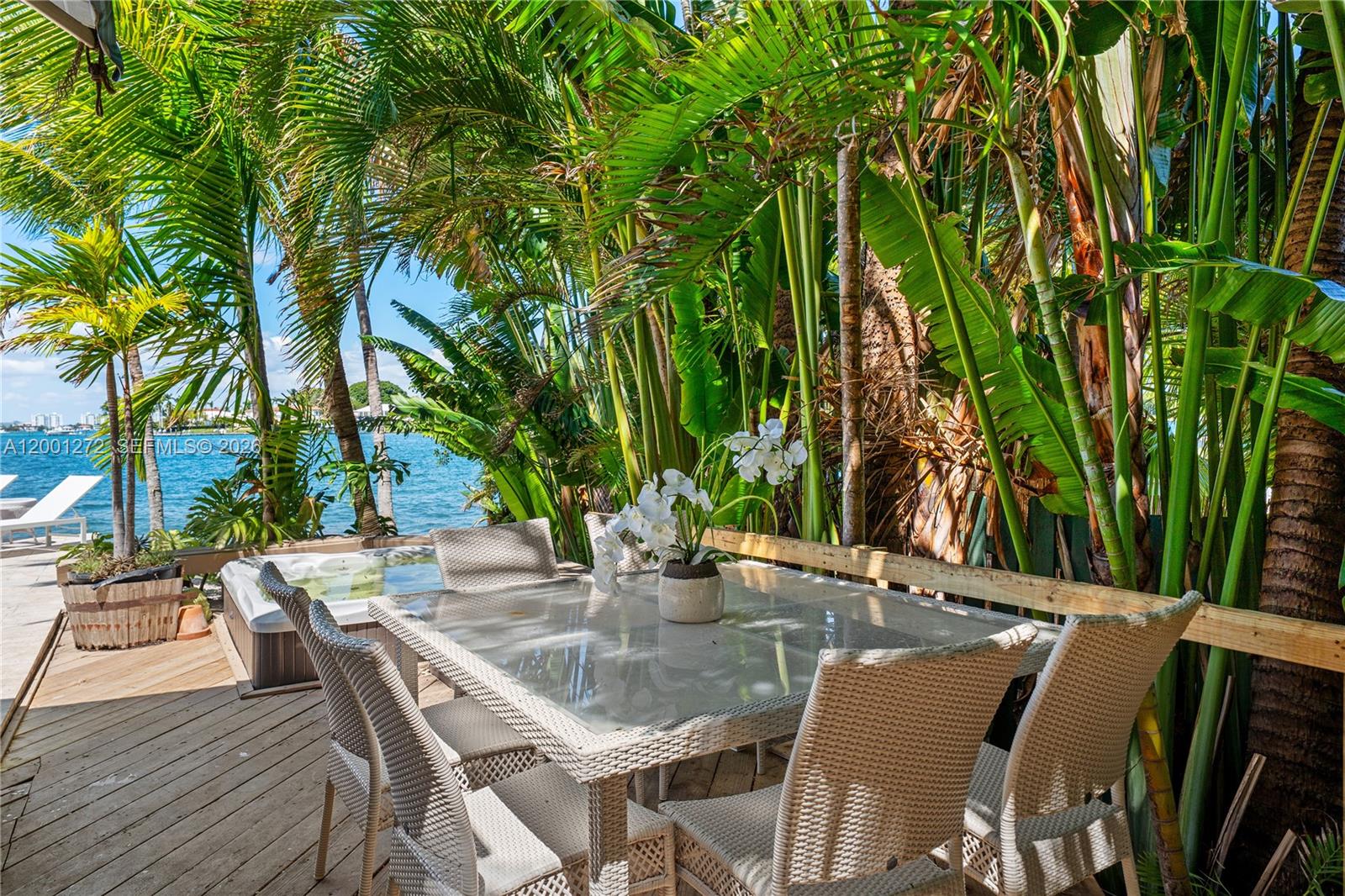 1575 Stillwater Dr Miami Beach, FL 33141