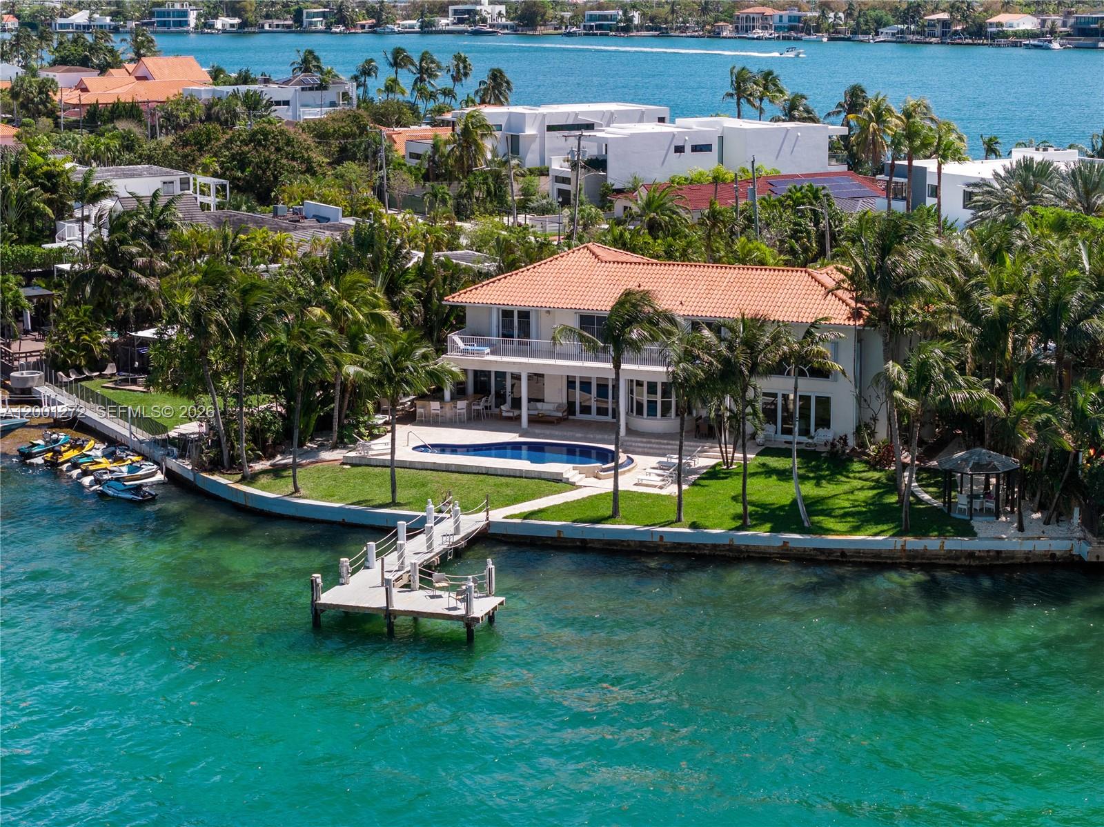 1575 Stillwater Dr Miami Beach, FL 33141