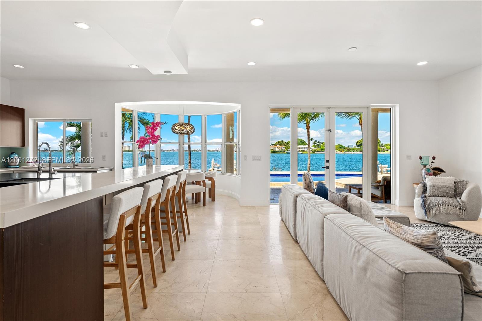 1575 Stillwater Dr Miami Beach, FL 33141