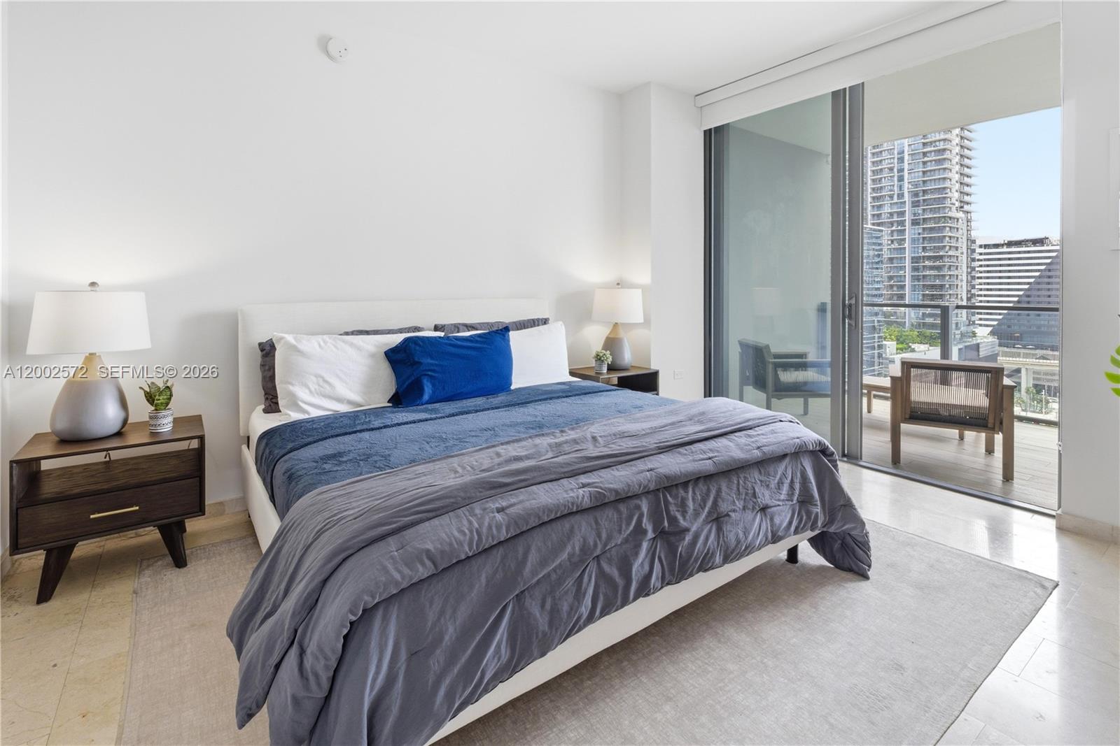 68 SE 6th St #1106 Miami, FL 33131