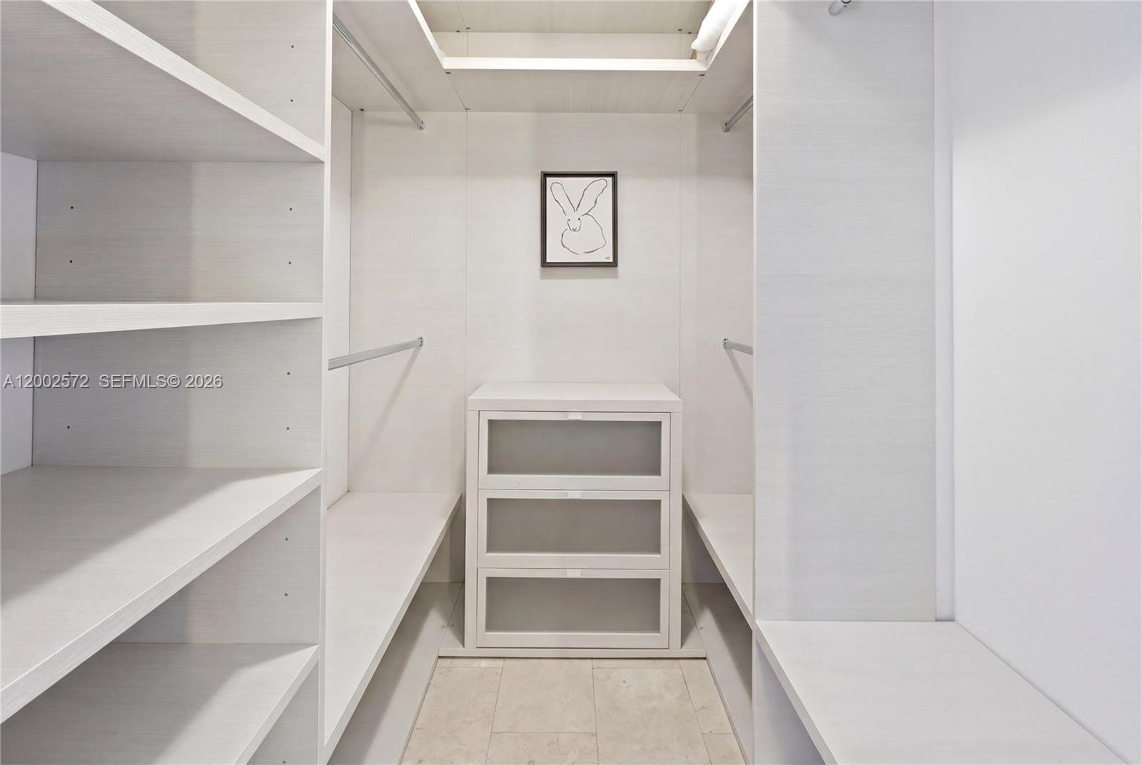 68 SE 6th St #1106 Miami, FL 33131