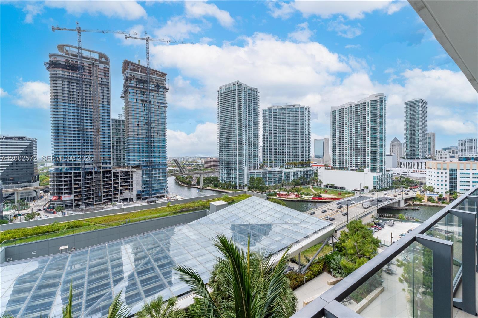 68 SE 6th St #1106 Miami, FL 33131