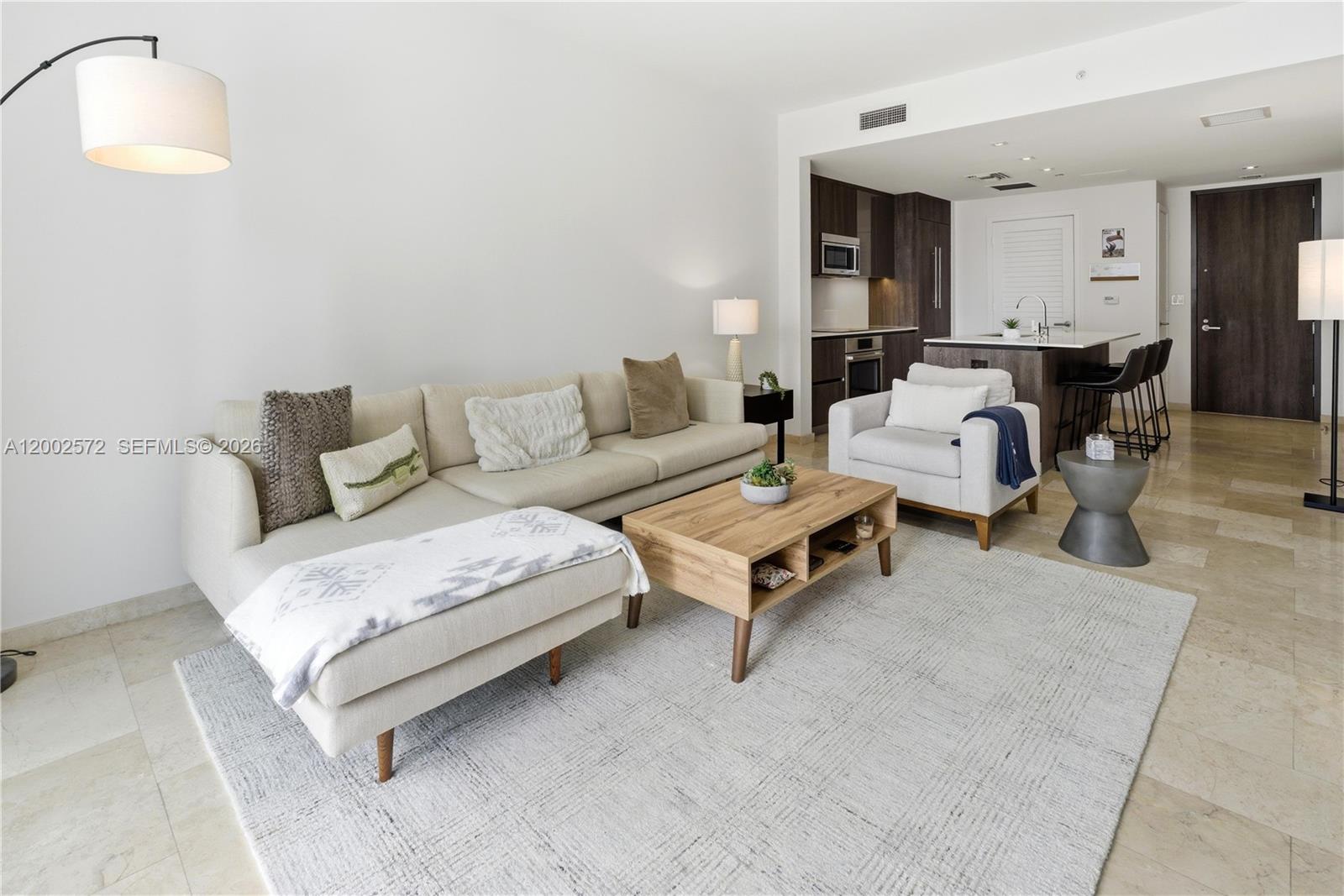 68 SE 6th St #1106 Miami, FL 33131