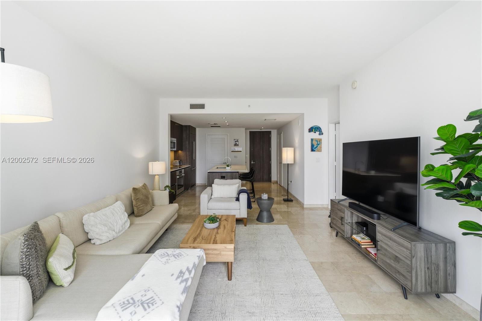 68 SE 6th St #1106 Miami, FL 33131