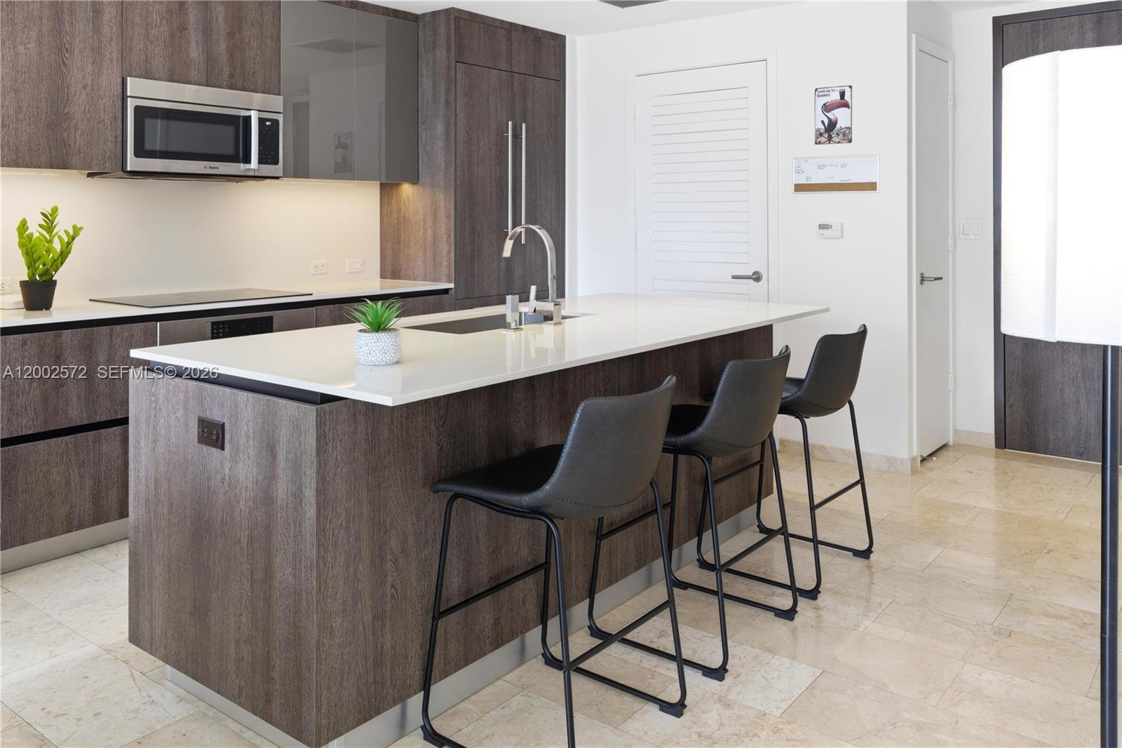 68 SE 6th St #1106 Miami, FL 33131