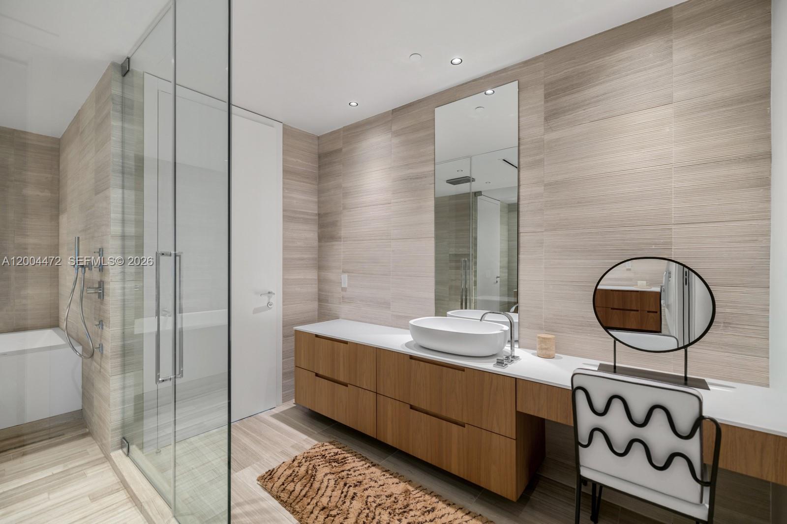 4701 N Meridian Ave #627 Miami Beach, FL 33140
