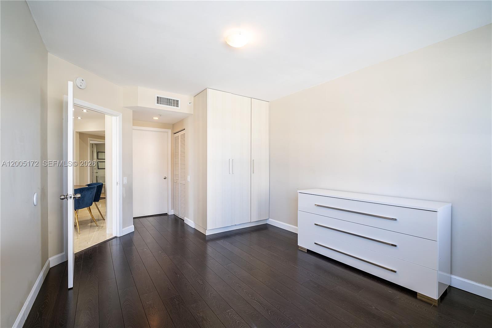 image Courvoisier Courts9