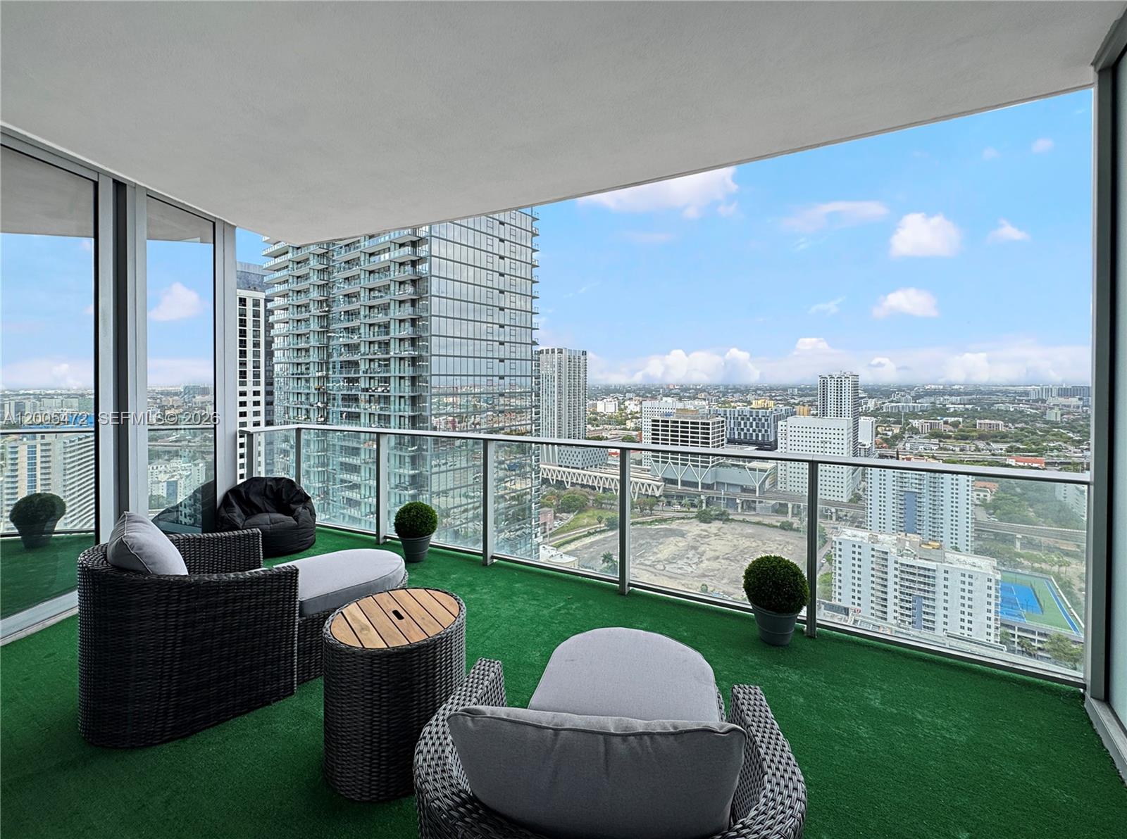 image Paramount Miami Worldcenter15