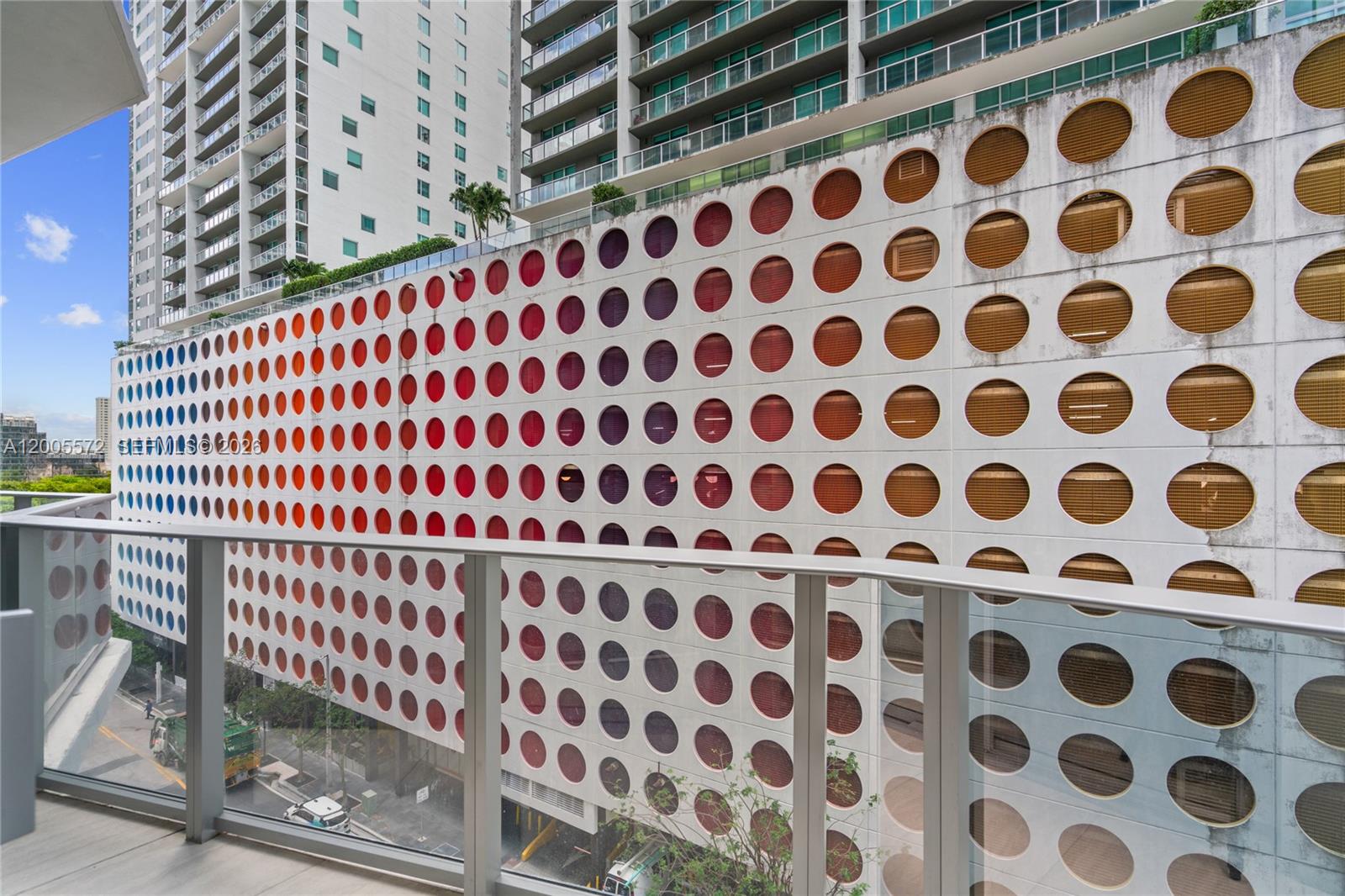 77 SE 5th #507 Miami, FL 33131