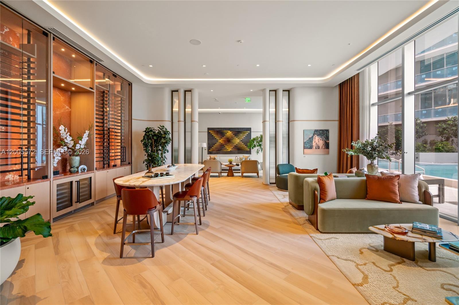 77 SE 5th #507 Miami, FL 33131