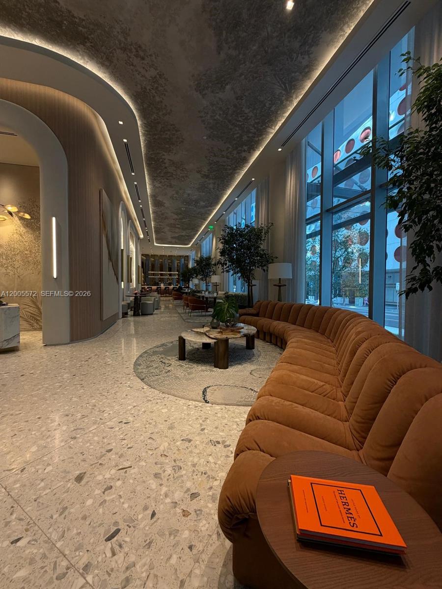 77 SE 5th #507 Miami, FL 33131