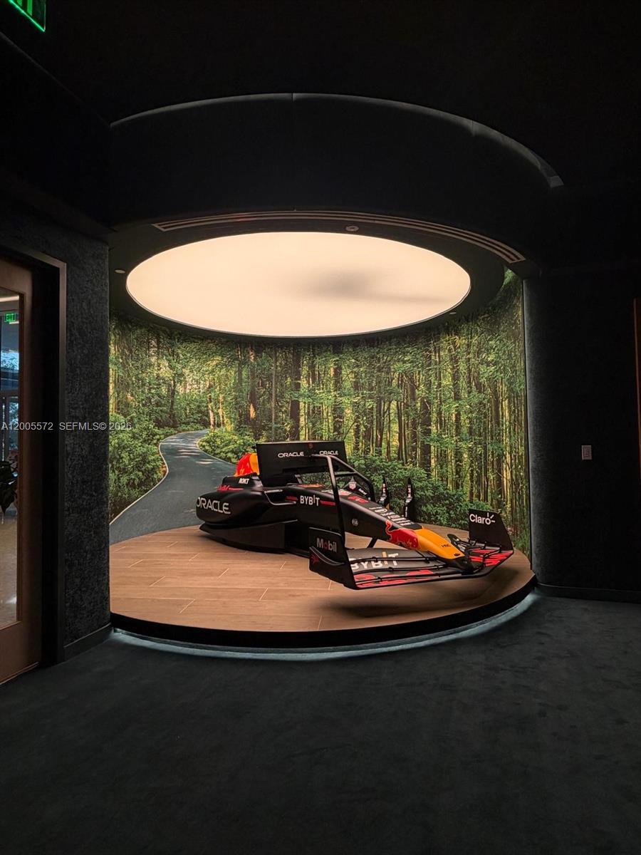 77 SE 5th #507 Miami, FL 33131