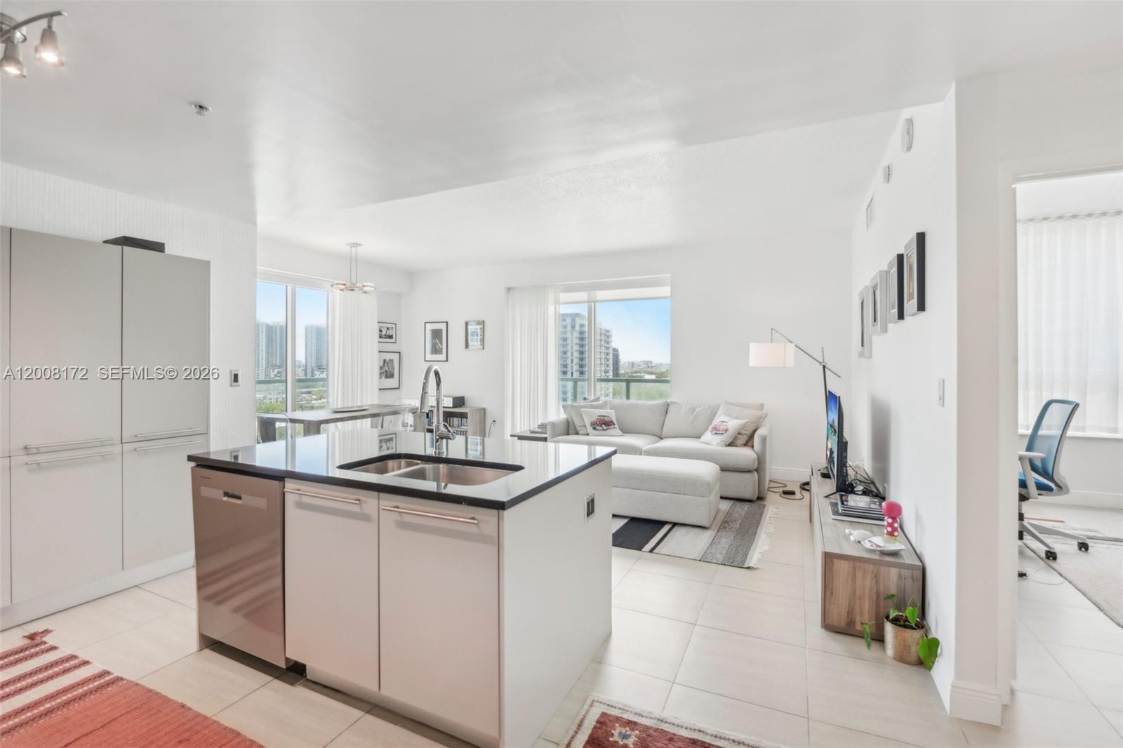 1900 N Bayshore Dr #1511