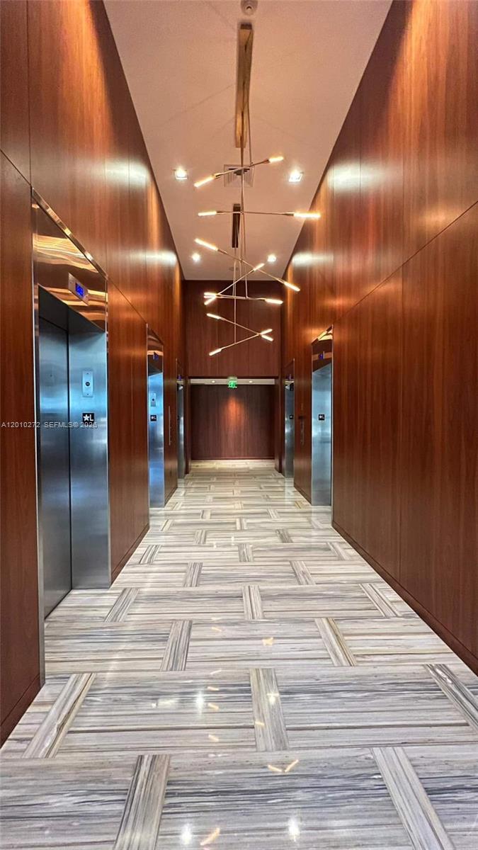 image Brickell House40