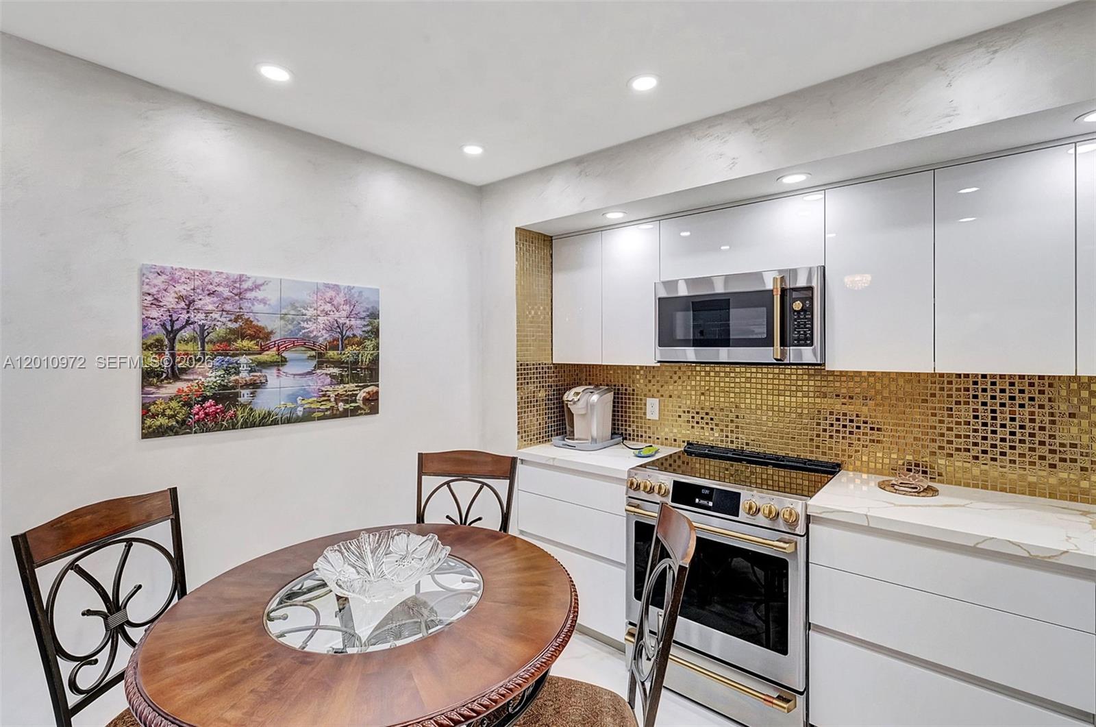 9801 Collins Ave #20T Bal Harbour, FL 33154