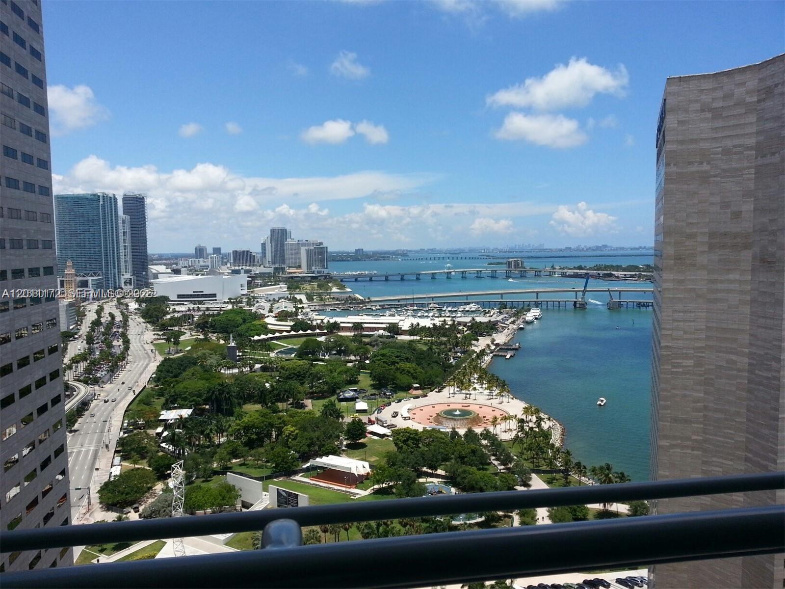 325 S Biscayne Blvd #3120