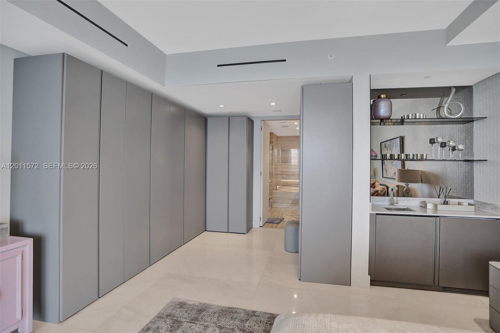 18975 Collins Ave #4302 Sunny Isles Beach, FL 33160