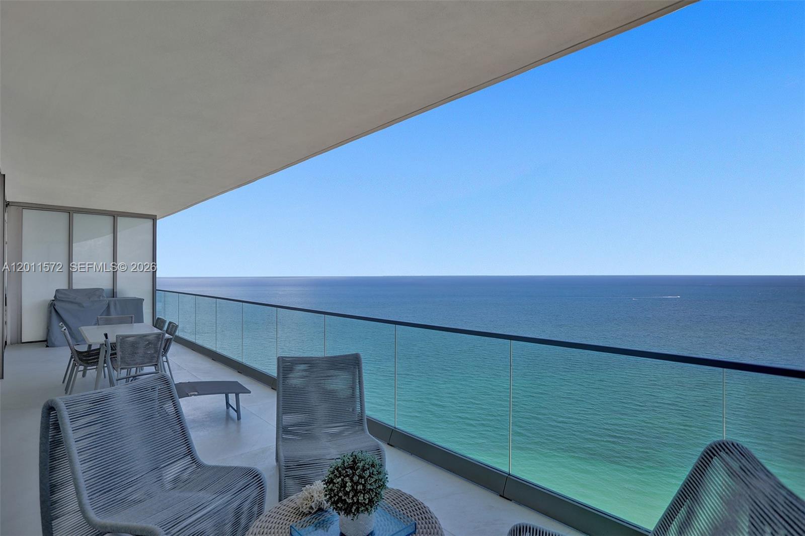 18975 Collins Ave #4302 Sunny Isles Beach, FL 33160