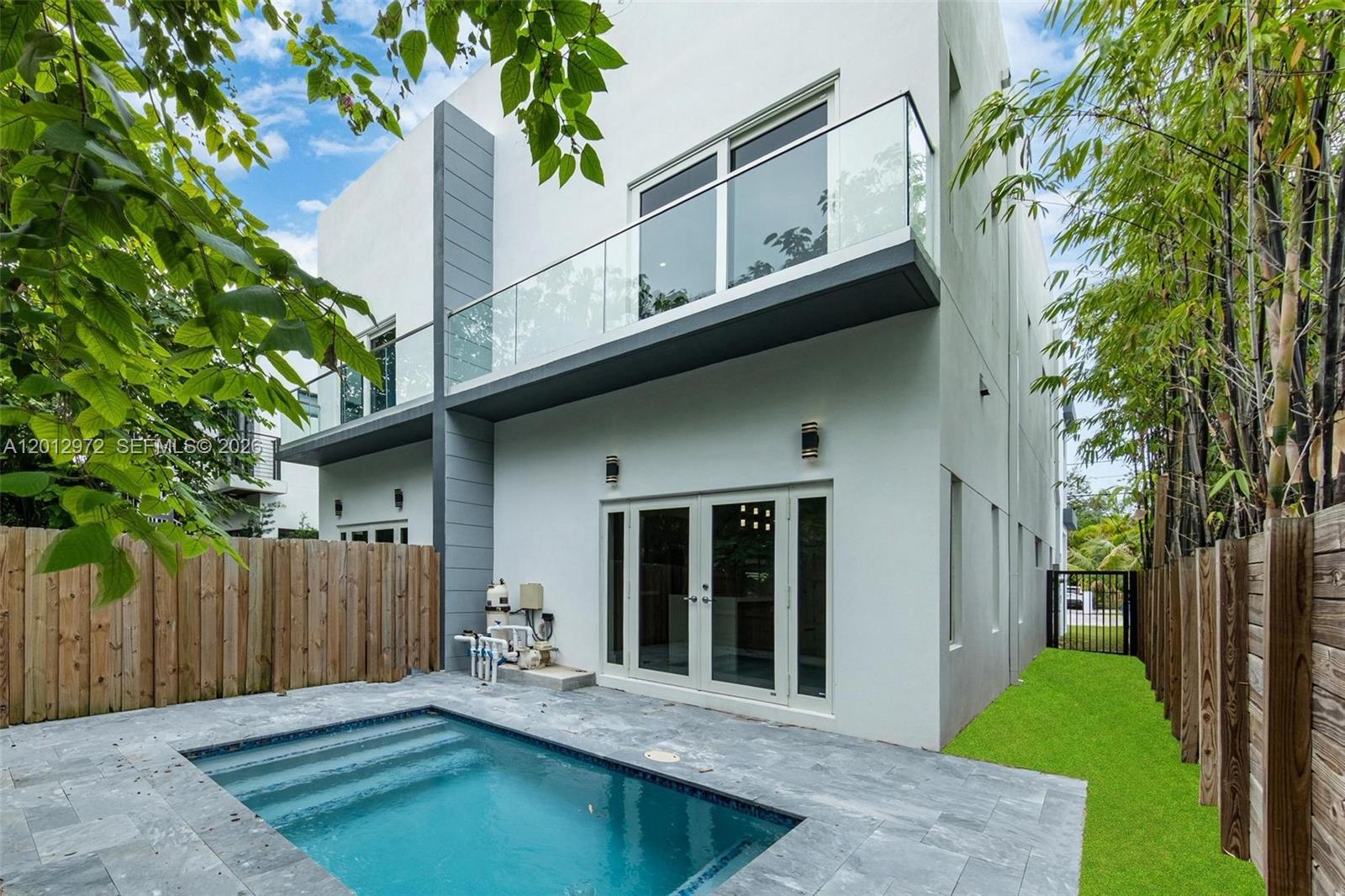 3142 Carter St #3142 Miami, FL 33133