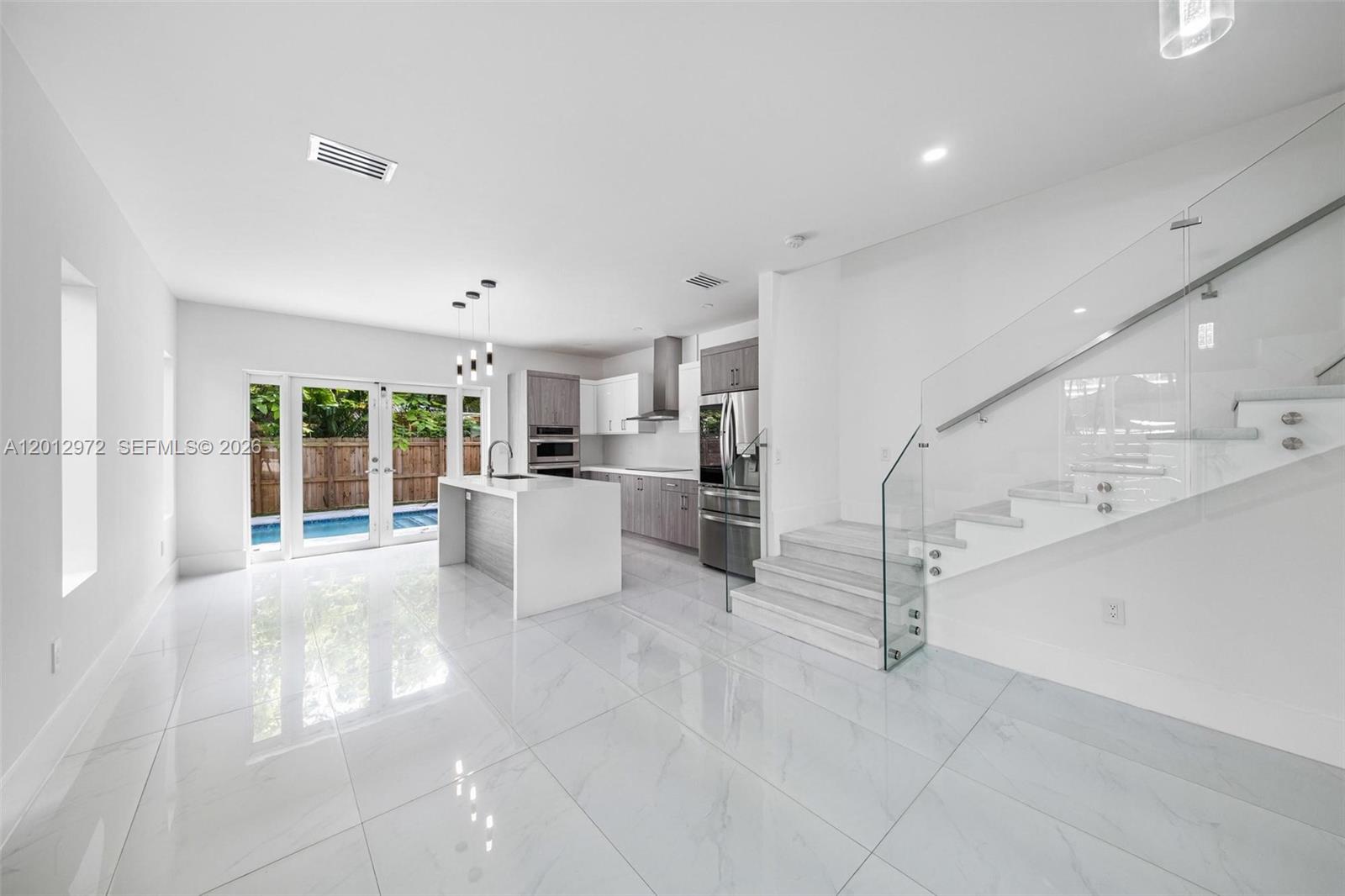 3142 Carter St #3142 Miami, FL 33133