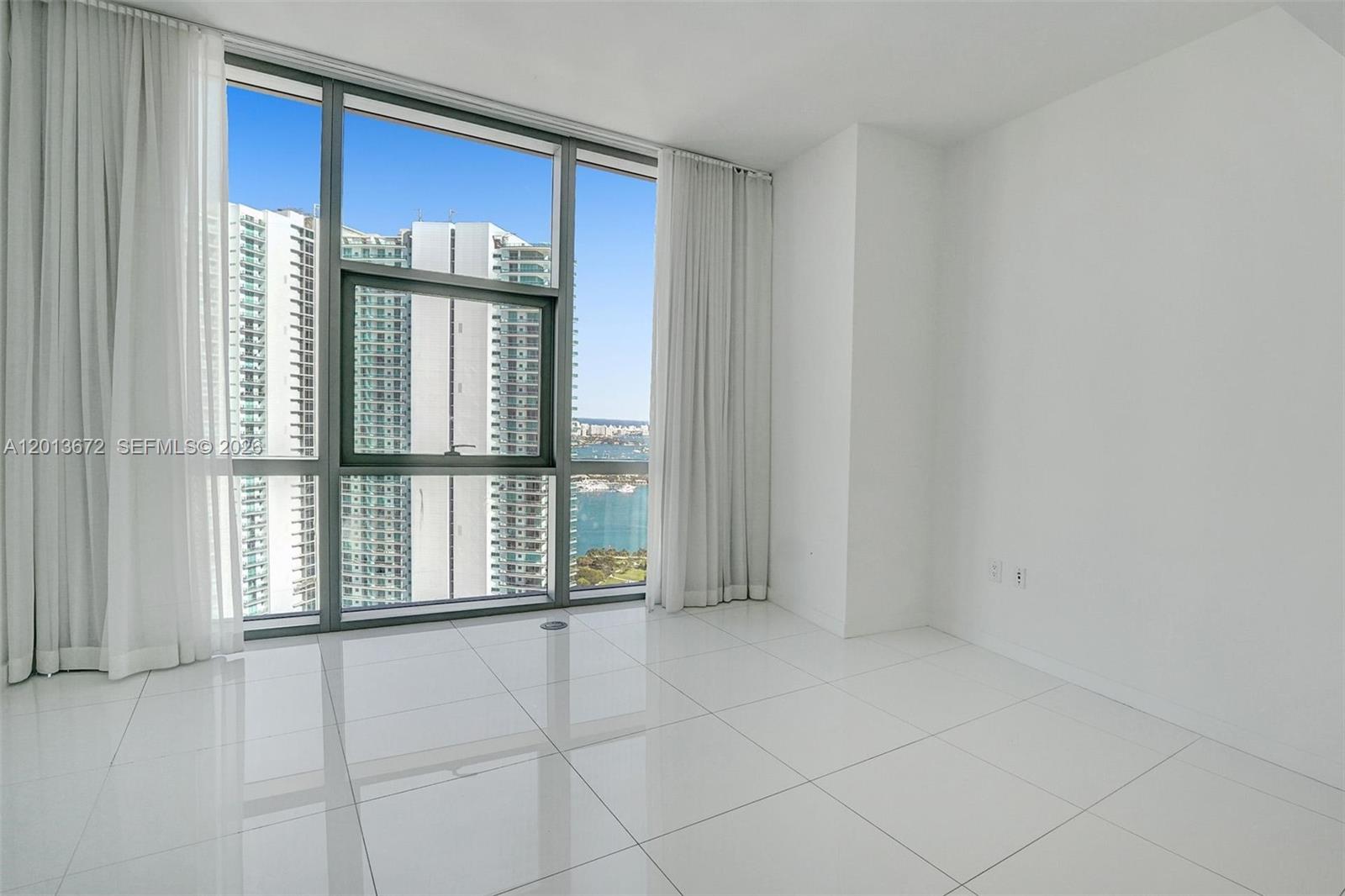 image Paramount Miami Worldcenter10