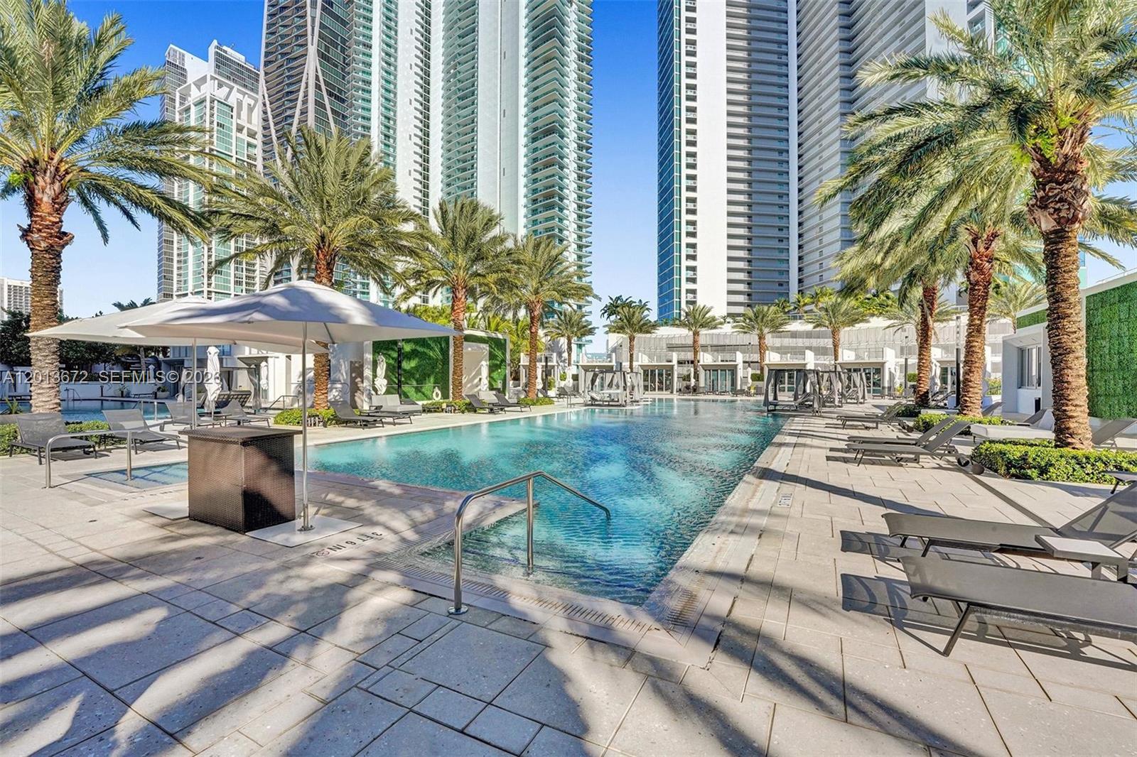 image Paramount Miami Worldcenter24