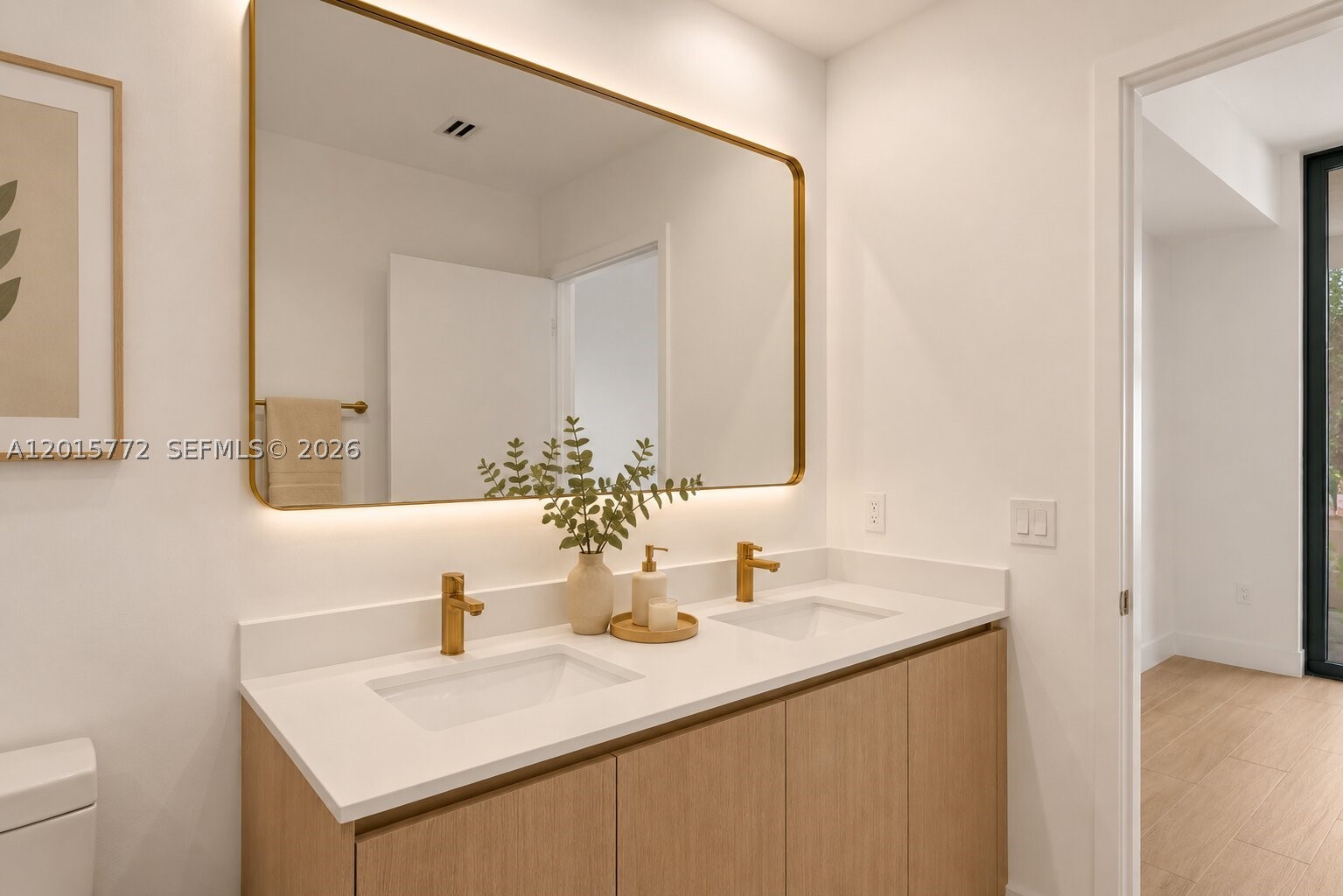 image The Standard Residences Midtown Miami12