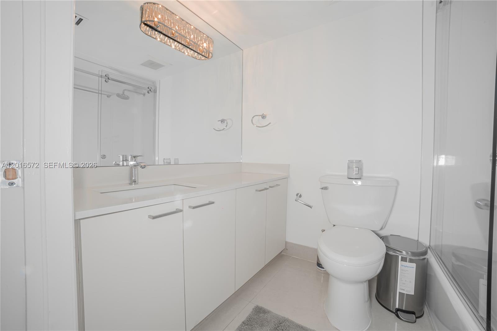 6301 Collins Ave #1102 Miami Beach, FL 33141