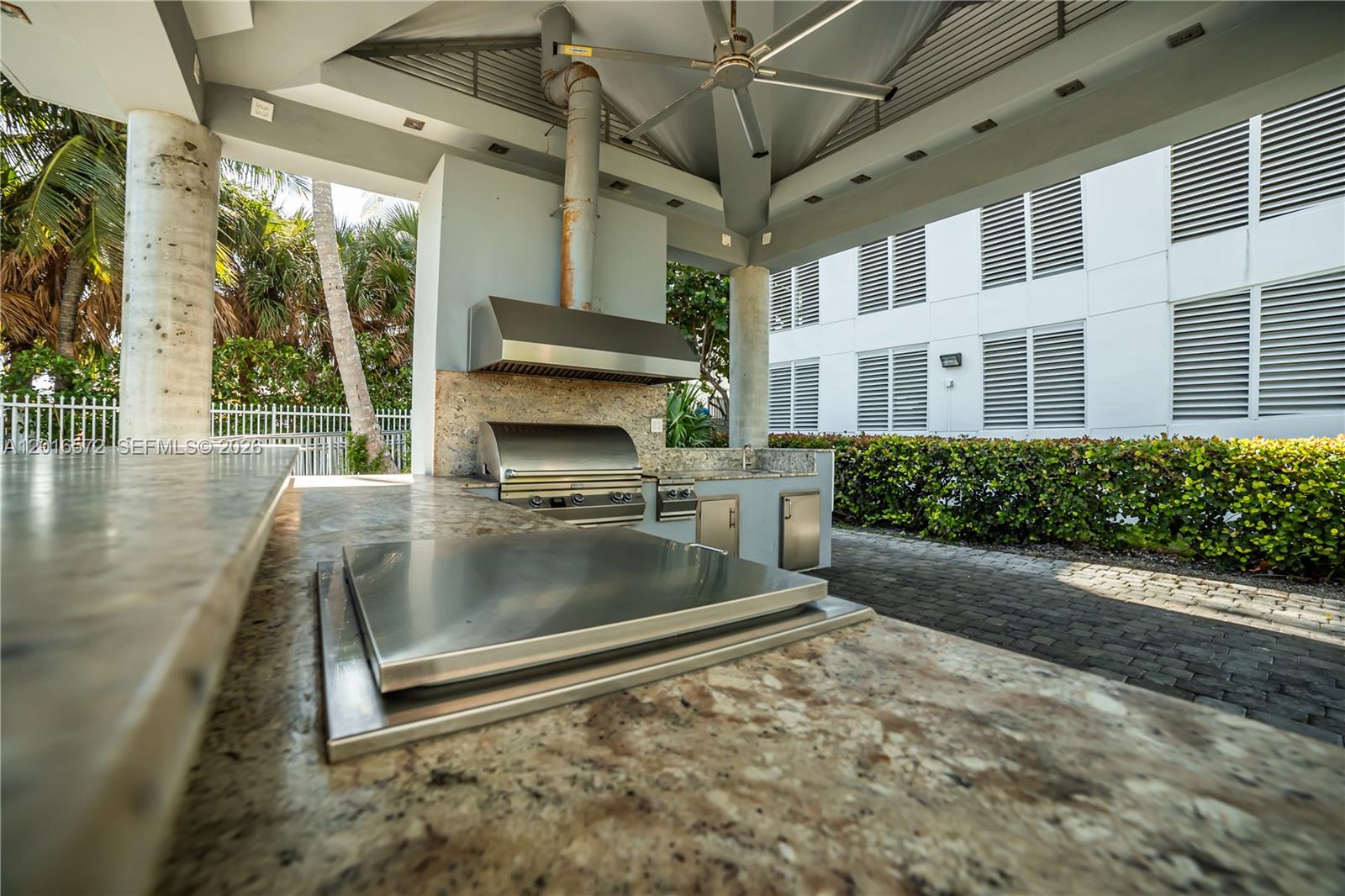 6301 Collins Ave #1102 Miami Beach, FL 33141