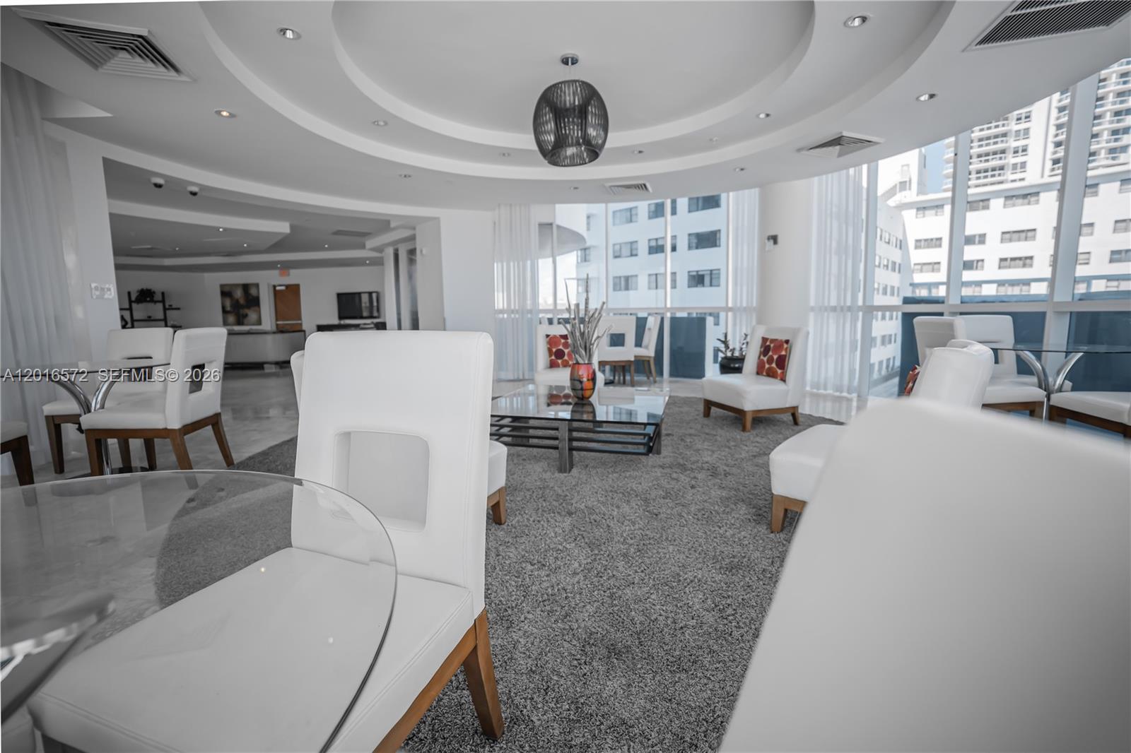 6301 Collins Ave #1102 Miami Beach, FL 33141
