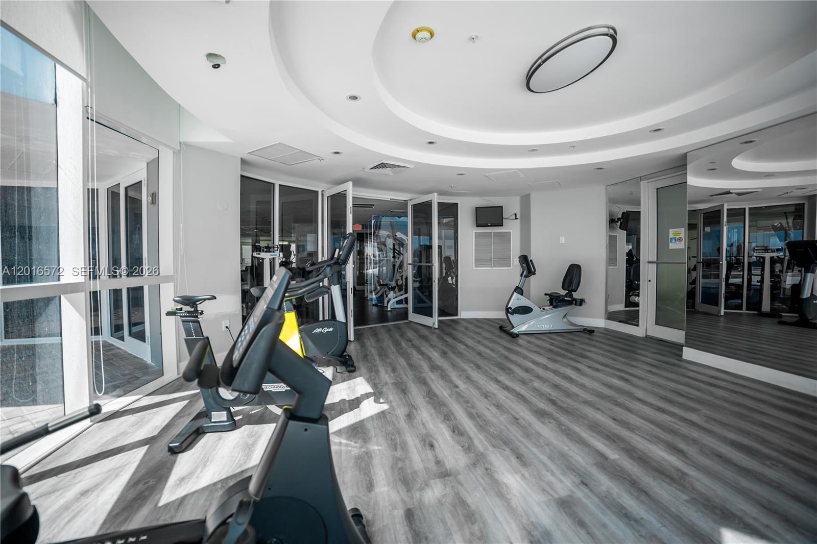 6301 Collins Ave #1102 Miami Beach, FL 33141
