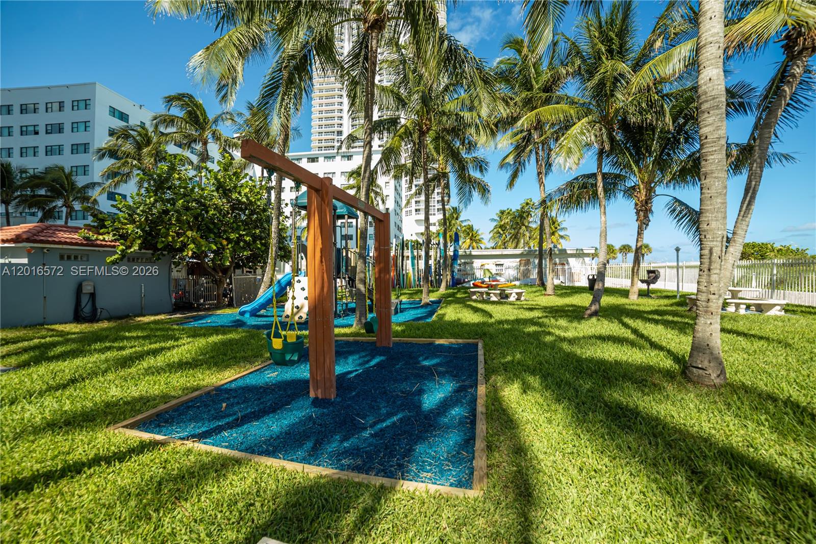 6301 Collins Ave #1102 Miami Beach, FL 33141