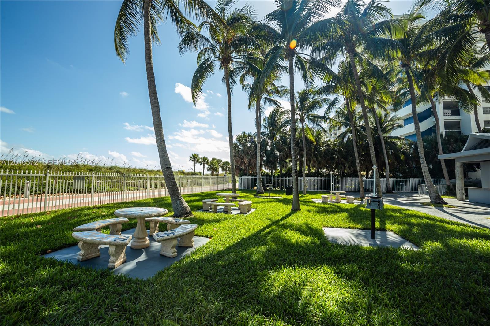 6301 Collins Ave #1102 Miami Beach, FL 33141