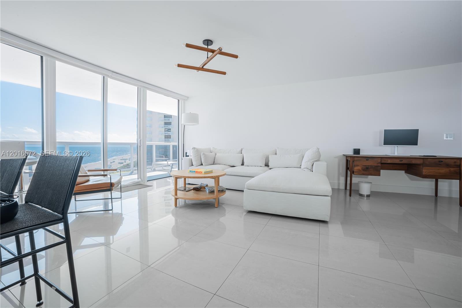 6301 Collins Ave #1102 Miami Beach, FL 33141