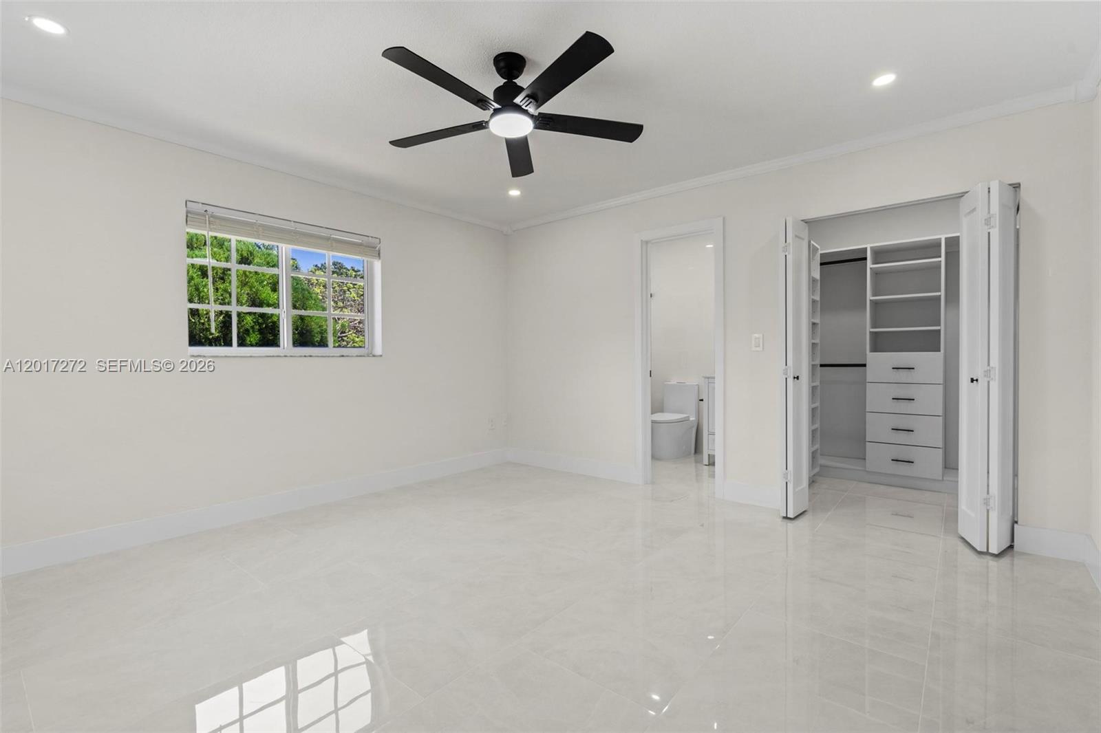 1900 SW 24th St Miami, FL 33145