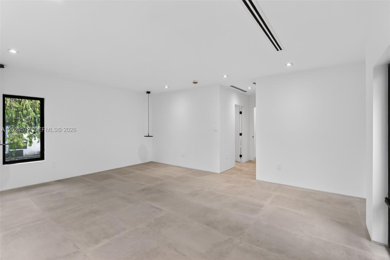 439 Hardee Rd Coral Gables, FL 33146