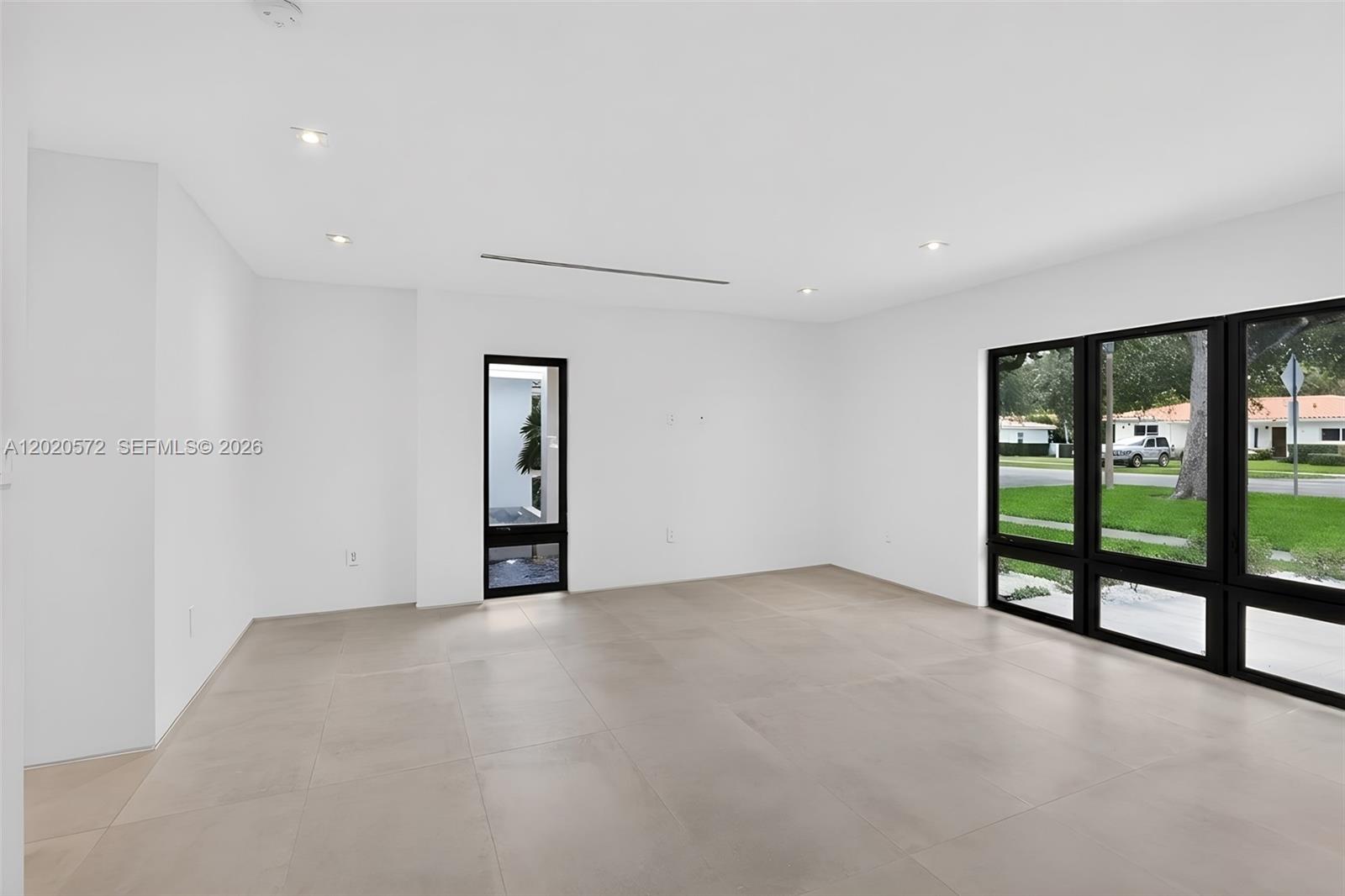 439 Hardee Rd Coral Gables, FL 33146