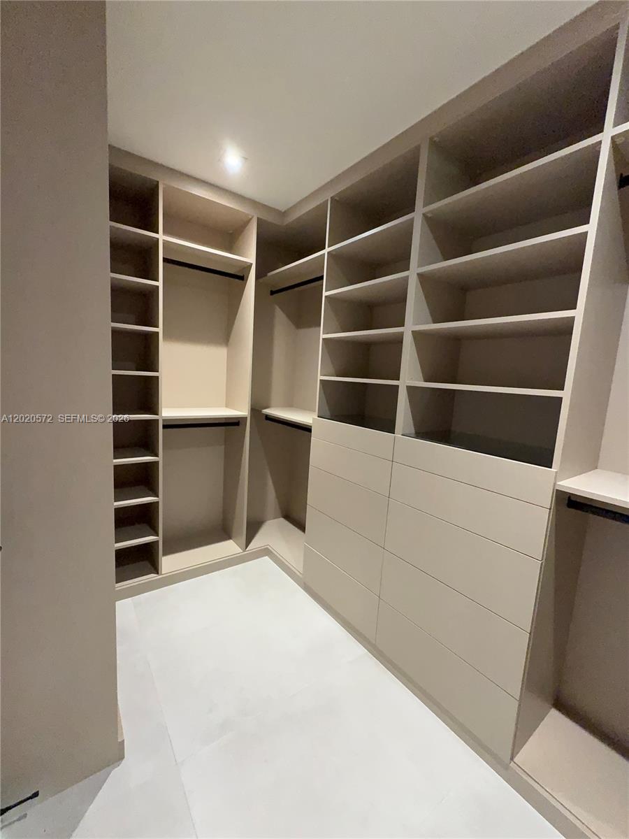 439 Hardee Rd Coral Gables, FL 33146