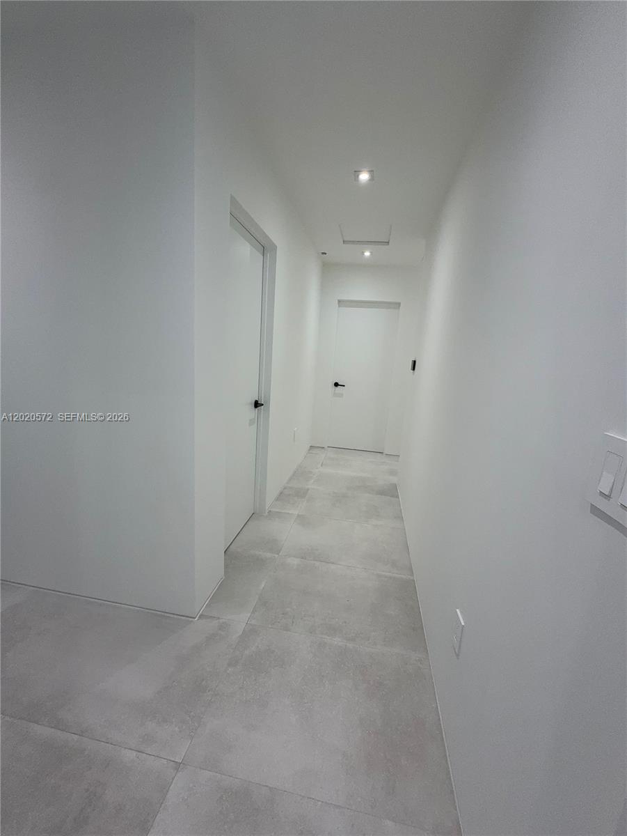 439 Hardee Rd Coral Gables, FL 33146