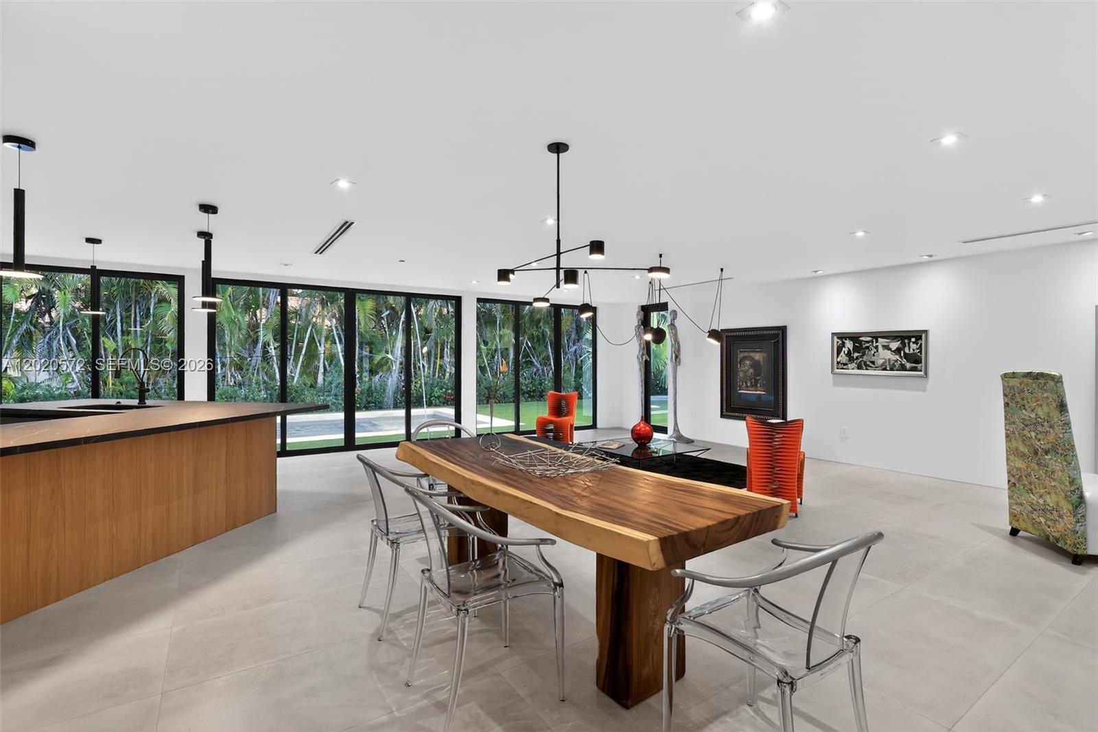 439 Hardee Rd Coral Gables, FL 33146