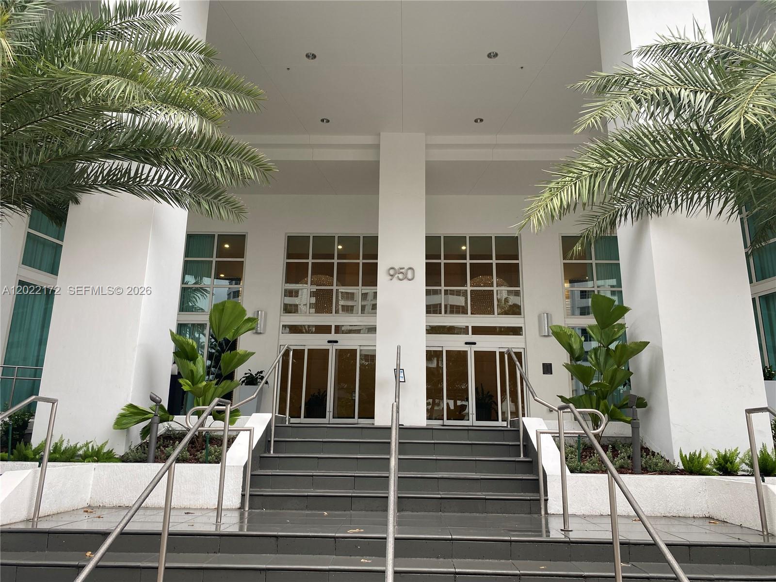 image The Plaza on Brickell East0