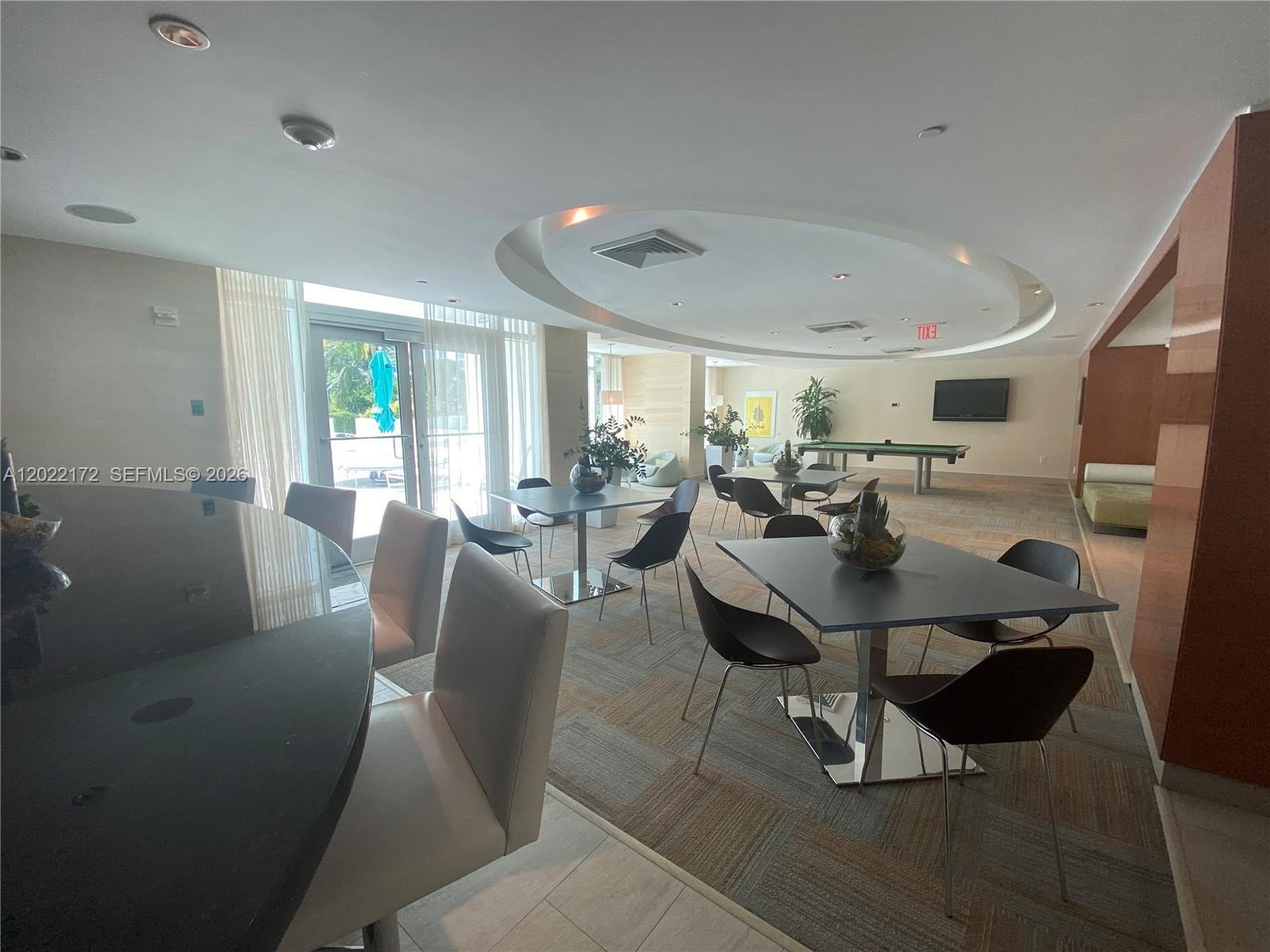 950 Brickell Bay Dr #2206 Miami, FL 33131