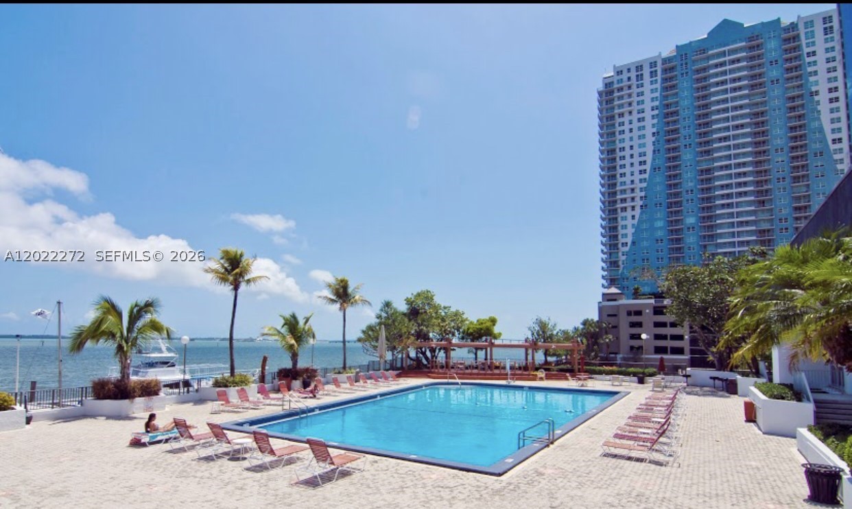 999 Brickell Bay Dr #209